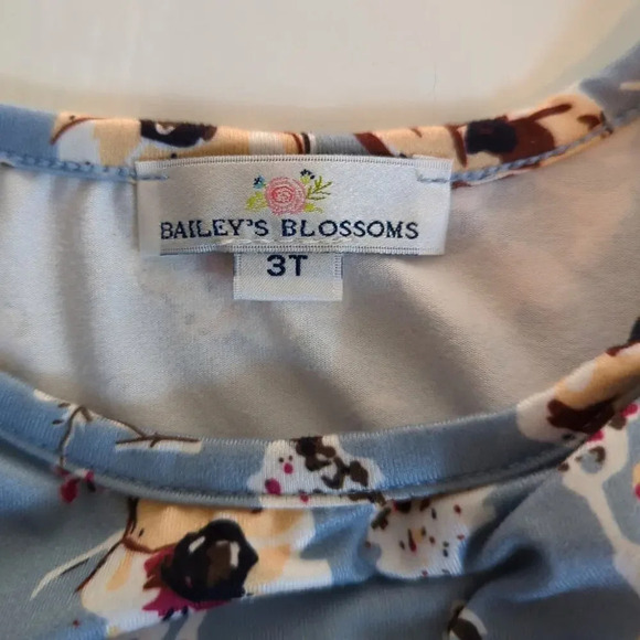 Bailey's Bloom Floral Romper With Ruffles Size 3T - Picture 6 of 10